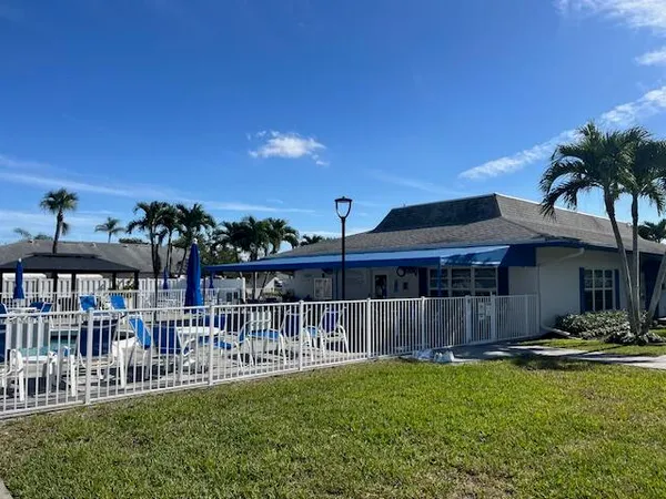 $219,500 | 1157 South Drive Circle, Unit C, Delray Beach, FL 33445