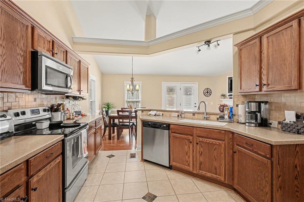 848 Ridge View Terrace Rural Hall, NC 27045 - Photo 16 of 34 Gallery Image 16