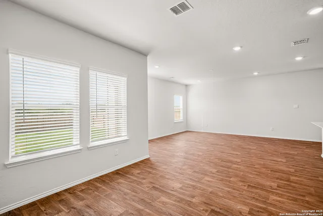 $2,000 | 6003 Bowie Mountain, San Antonio, TX 78245