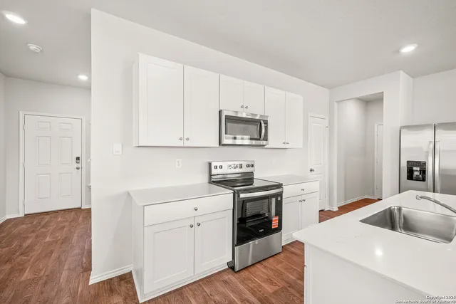 $2,000 | 6003 Bowie Mountain, San Antonio, TX 78245