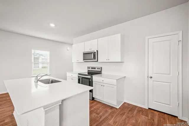 $2,000 | 6003 Bowie Mountain, San Antonio, TX 78245