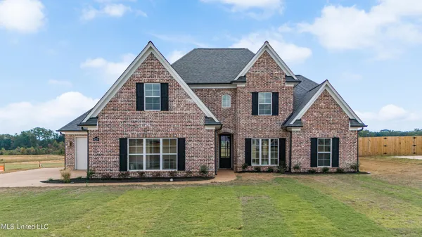 $490,000 | 4259 Adriane Cove, Nesbit, MS 38651