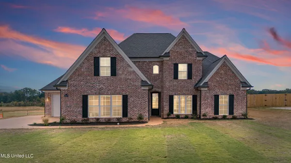 $490,000 | 4259 Adriane Cove, Nesbit, MS 38651