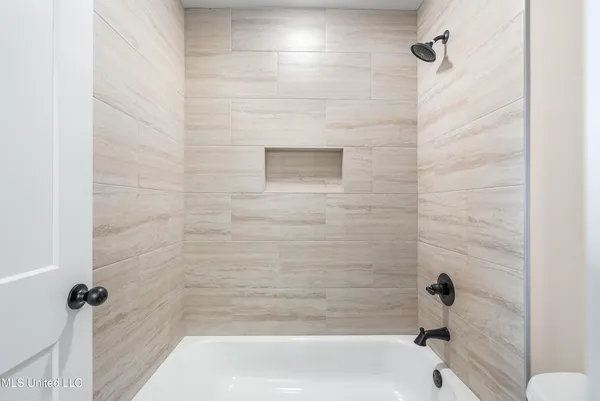 $490,000 | 4259 Adriane Cove, Nesbit, MS 38651