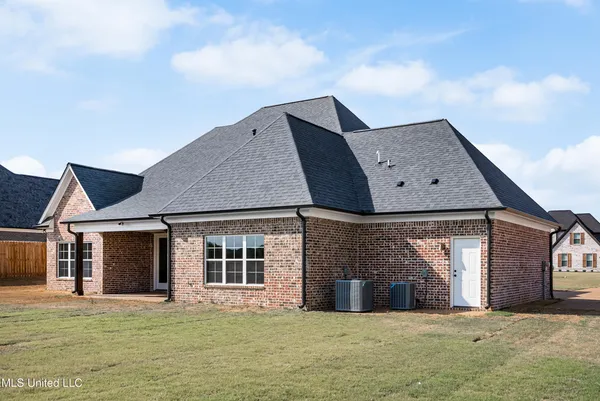 $490,000 | 4259 Adriane Cove, Nesbit, MS 38651