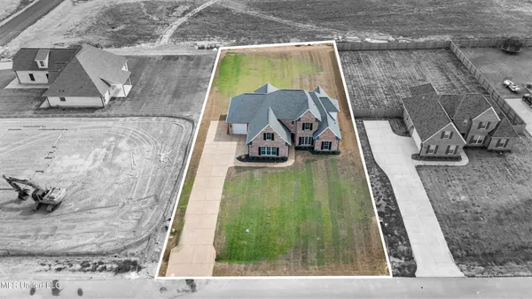 $490,000 | 4259 Adriane Cove, Nesbit, MS 38651