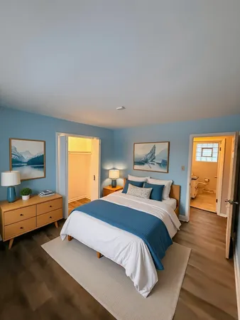 $249,000 | 18136 Oakwood Avenue, Lansing, IL 60438