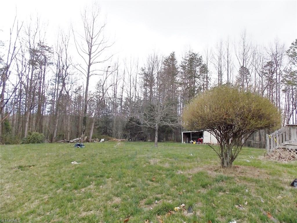 286 Paynetown Road Mount Airy, NC 27030 - Photo 3 of 10 Gallery Image 3