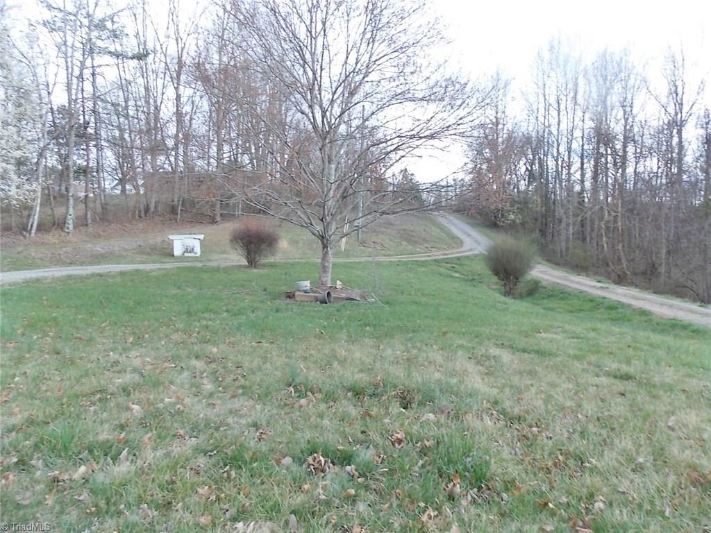 286 Paynetown Road Mount Airy, NC 27030 - Photo 7 of 10 Gallery Image 7