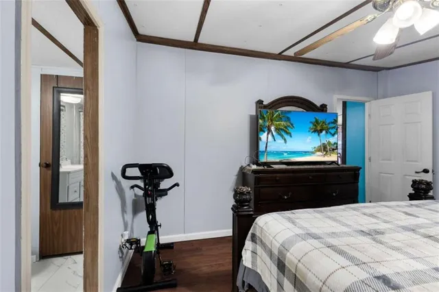 a view of a walk in closet