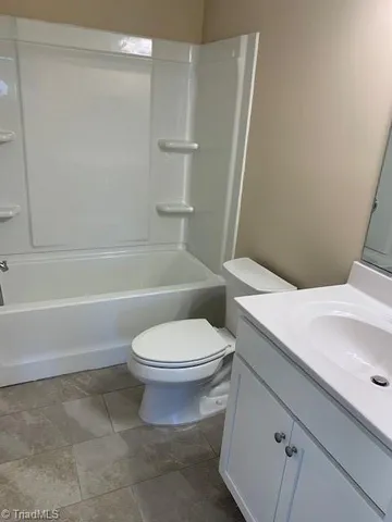 $409,320 | 1558 Oakbluffs Drive, Colfax, NC 27235