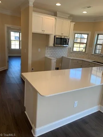 $409,320 | 1558 Oakbluffs Drive, Colfax, NC 27235