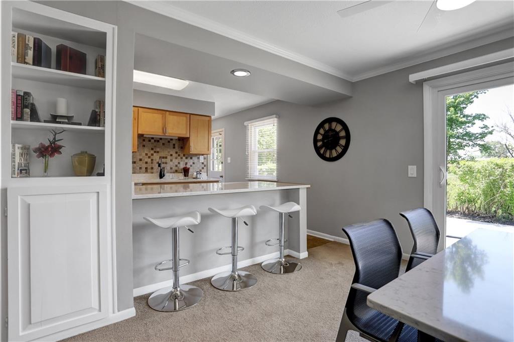 8148 Lieber Road Indianapolis, IN 46260 - Photo 11 of 31 Gallery Image 11