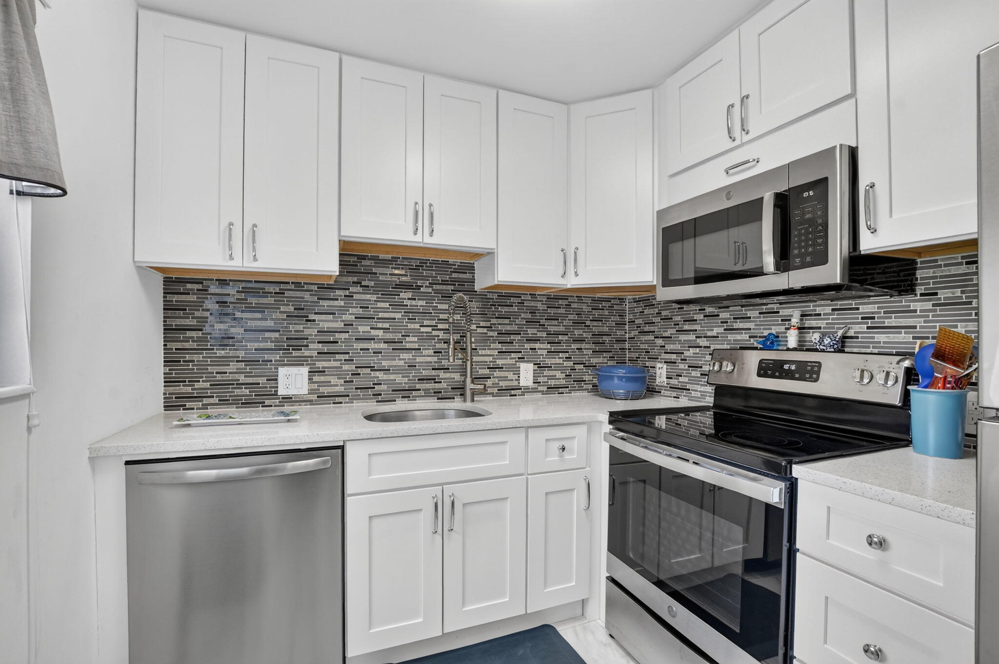 150 Mansfield D Boca Raton, FL 33434 - Photo 4 of 44 Kitchen