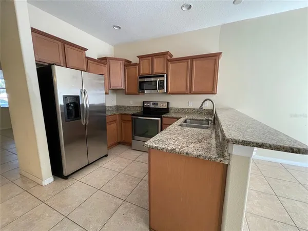 $2,300 | 10616 Savannah Plantation Court, Orlando, FL 32832