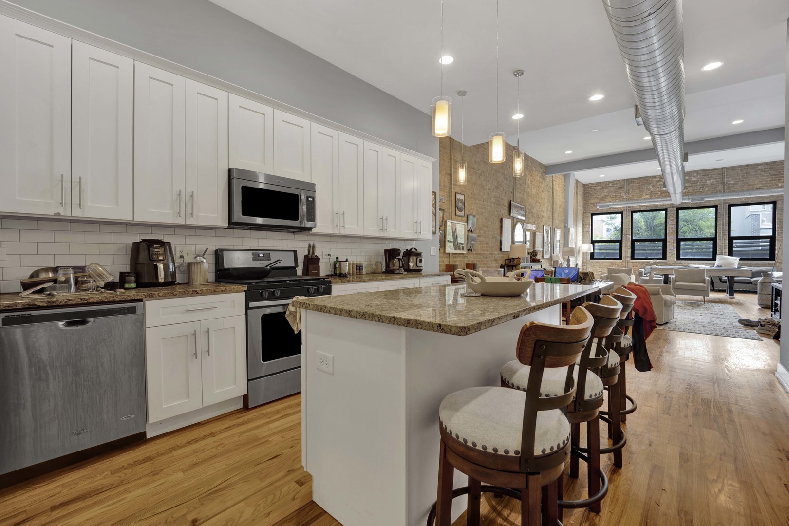 1015 West Lake Street, Unit 2 Chicago, IL 60607 - Photo 2 of 16
