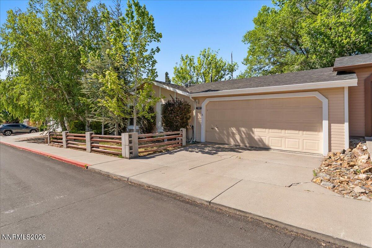 7621 Diamond Pointe Way Reno, NV 89506 - Photo 3 of 32 03-7621 Diamond Pointe Way Reno NV 89506