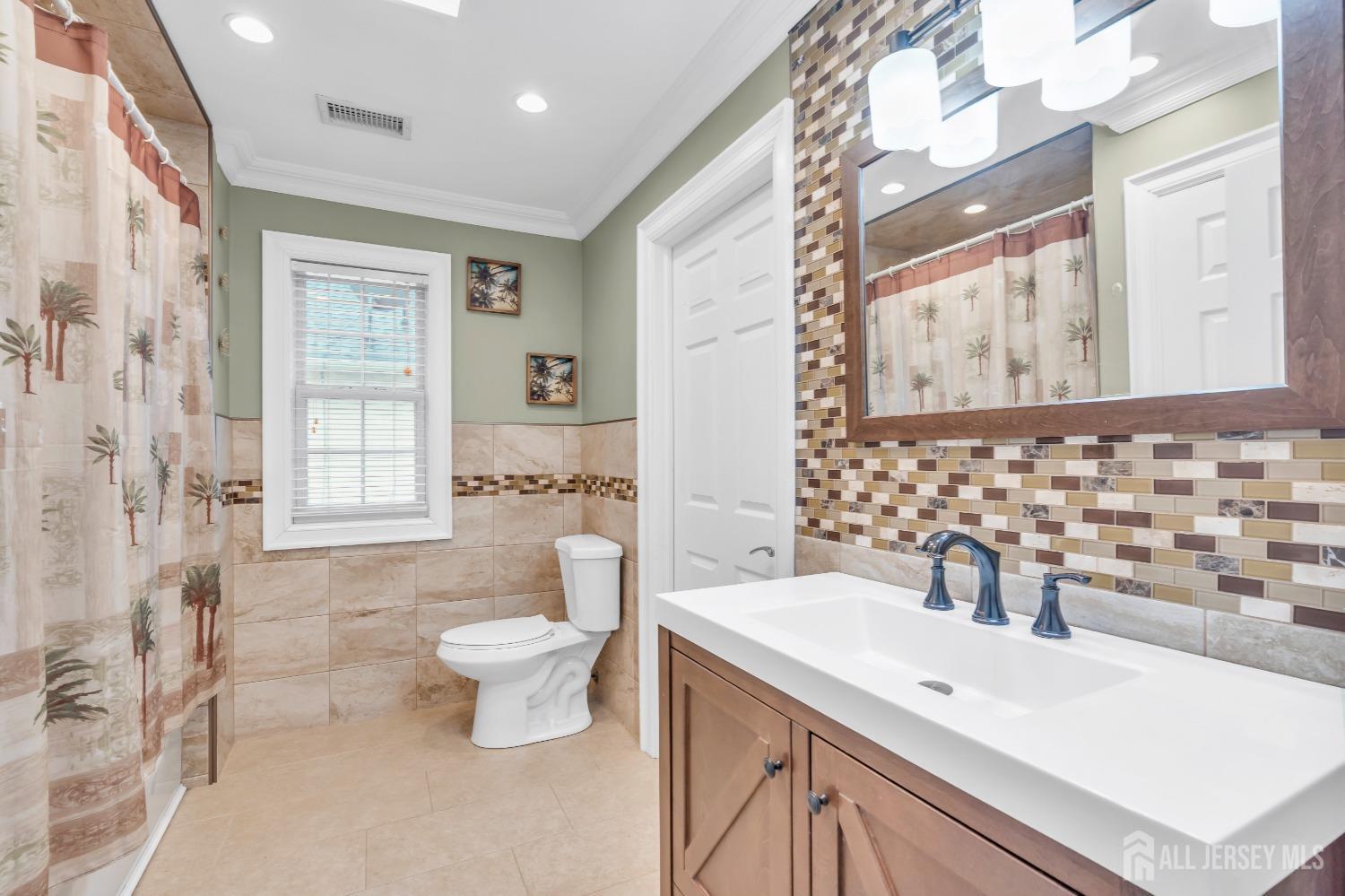 32 Matawan Road Old Bridge, NJ 08879 - Photo 20 of 37