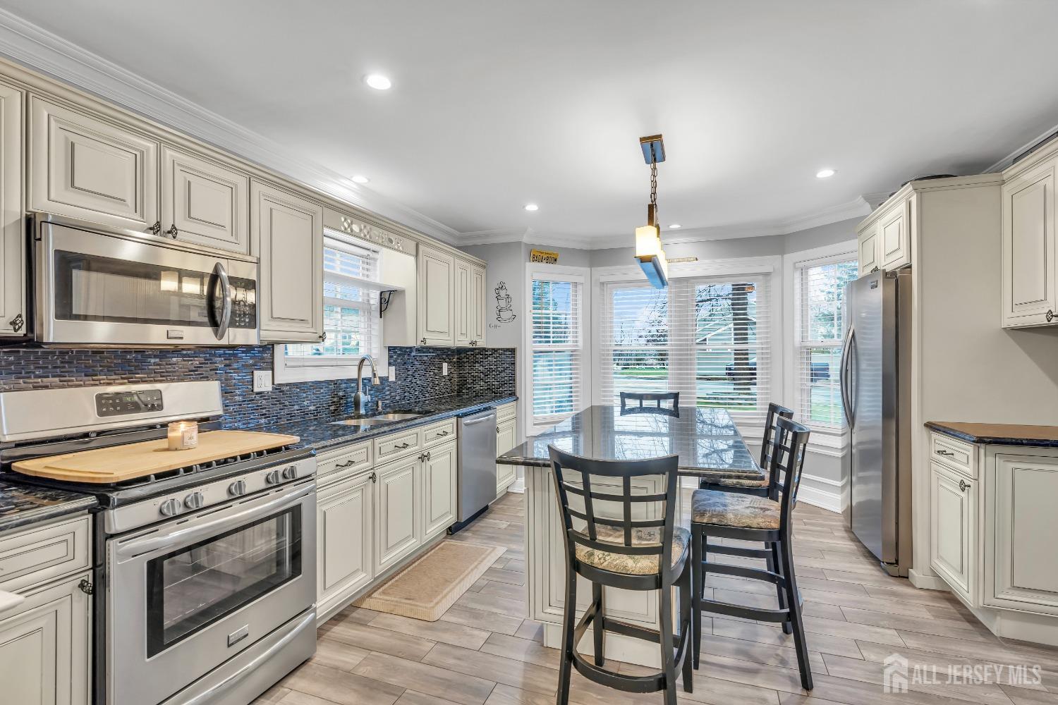 32 Matawan Road Old Bridge, NJ 08879 - Photo 9 of 37