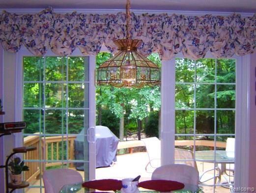 1416 Sandy Ridge Drive Rochester Hills, MI 48306 - Photo 8 of 64