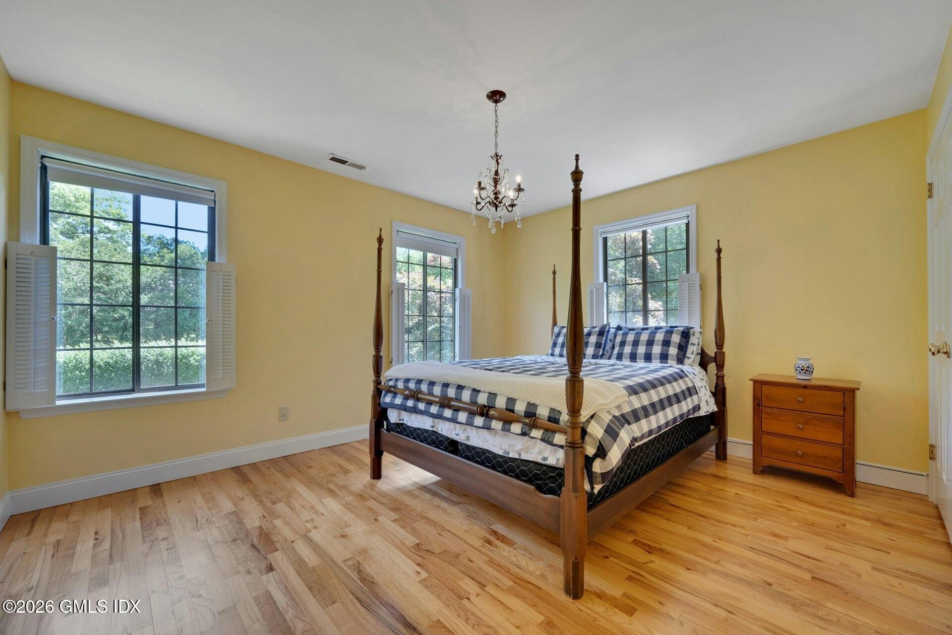 45 Mayapple Road Stamford, CT 06903 - Photo 20 of 32 19