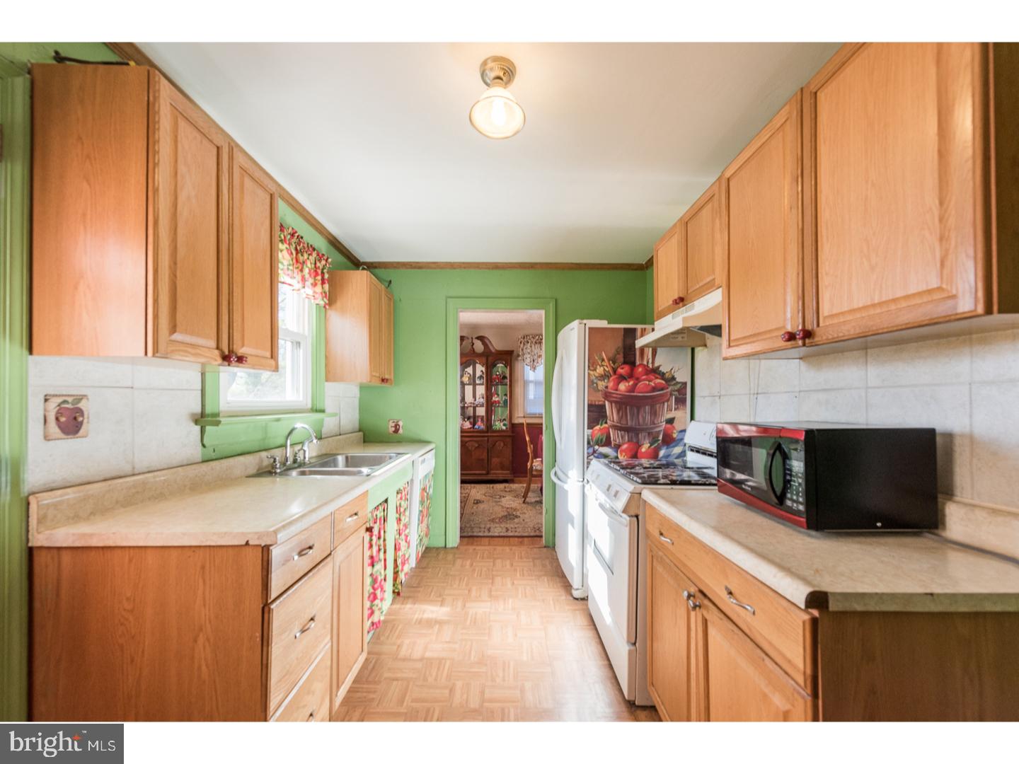 141 Barren Road Newtown Square, PA 19073 - Photo 11 of 25