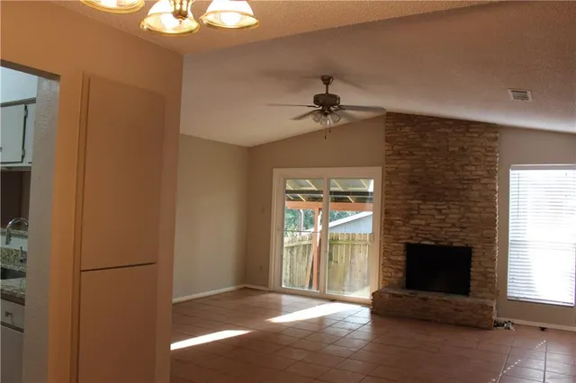 $1,645 | 8003 Dowling Cove, Austin, TX 78745