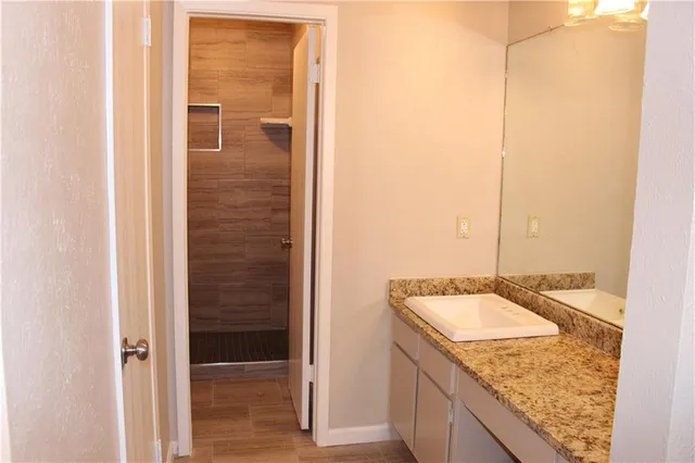 $1,645 | 8003 Dowling Cove, Austin, TX 78745