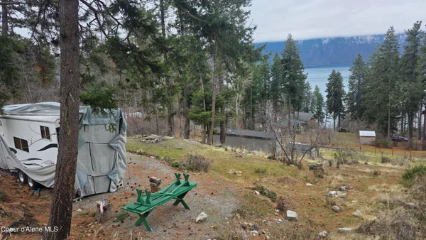 $225,000 | 20540 East London Court, Bayview, ID 83803