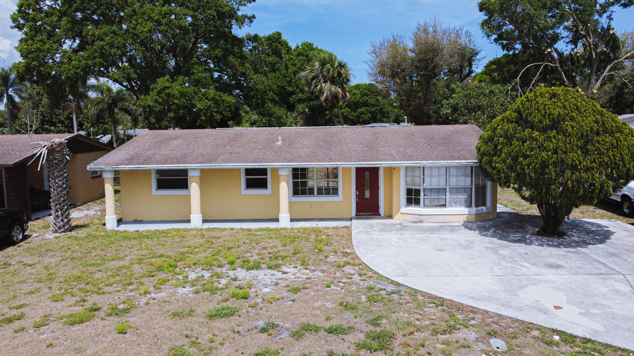 1032 Martinique Avenue Fort Pierce, FL 34982 - Photo 1 of 35 Front