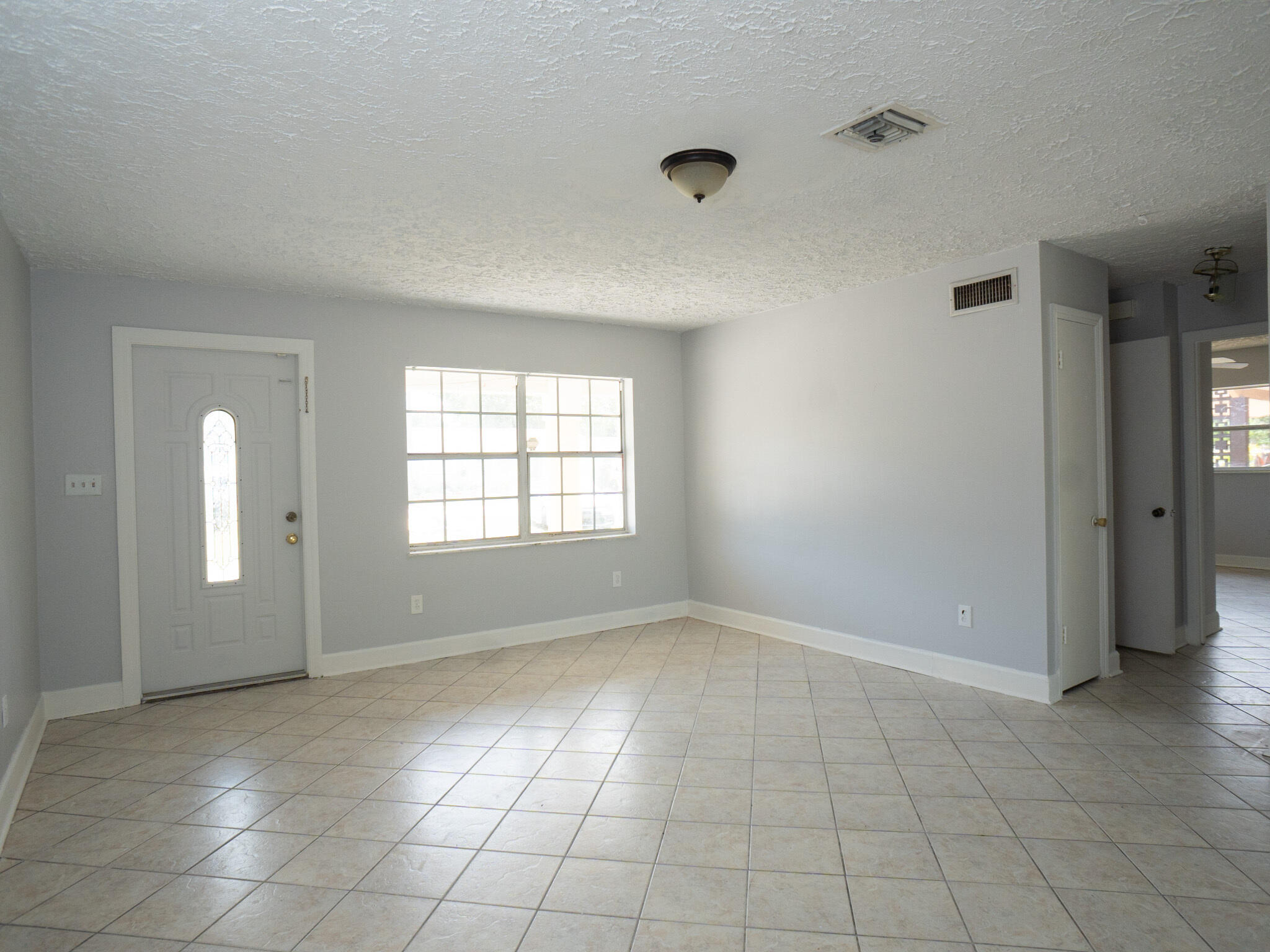 1032 Martinique Avenue Fort Pierce, FL 34982 - Photo 13 of 35 IMG_5440