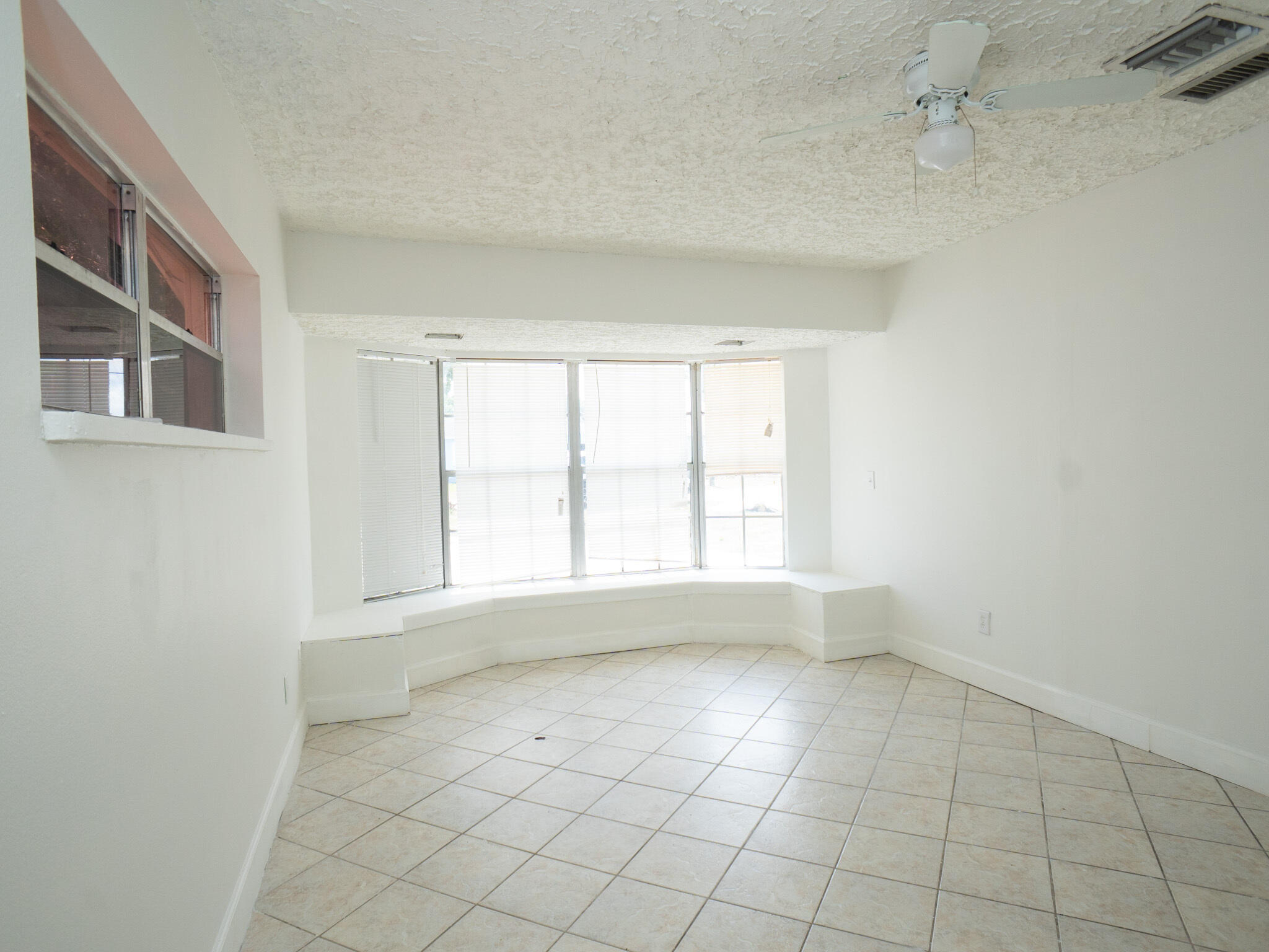 1032 Martinique Avenue Fort Pierce, FL 34982 - Photo 17 of 35 IMG_5444
