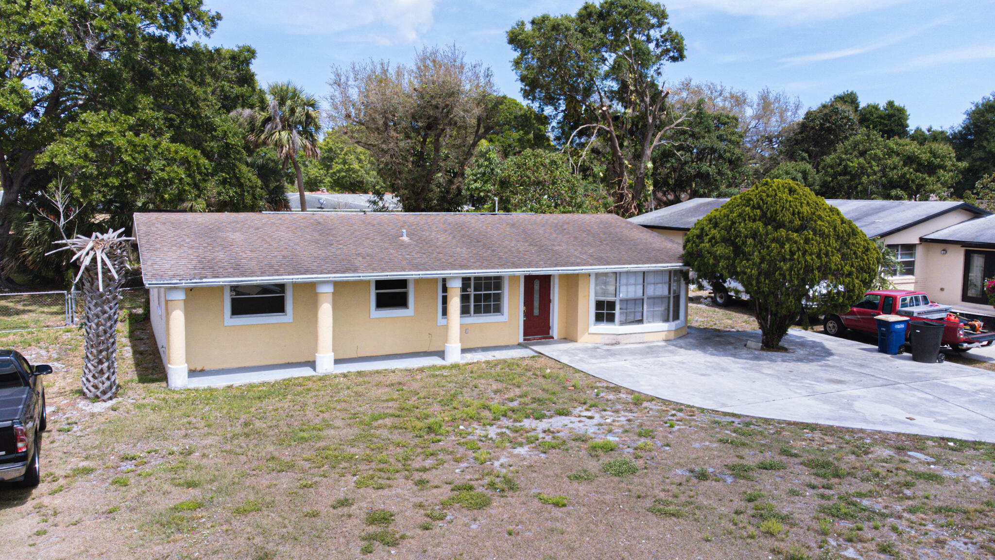 1032 Martinique Avenue Fort Pierce, FL 34982 - Photo 2 of 35 IMG_5465