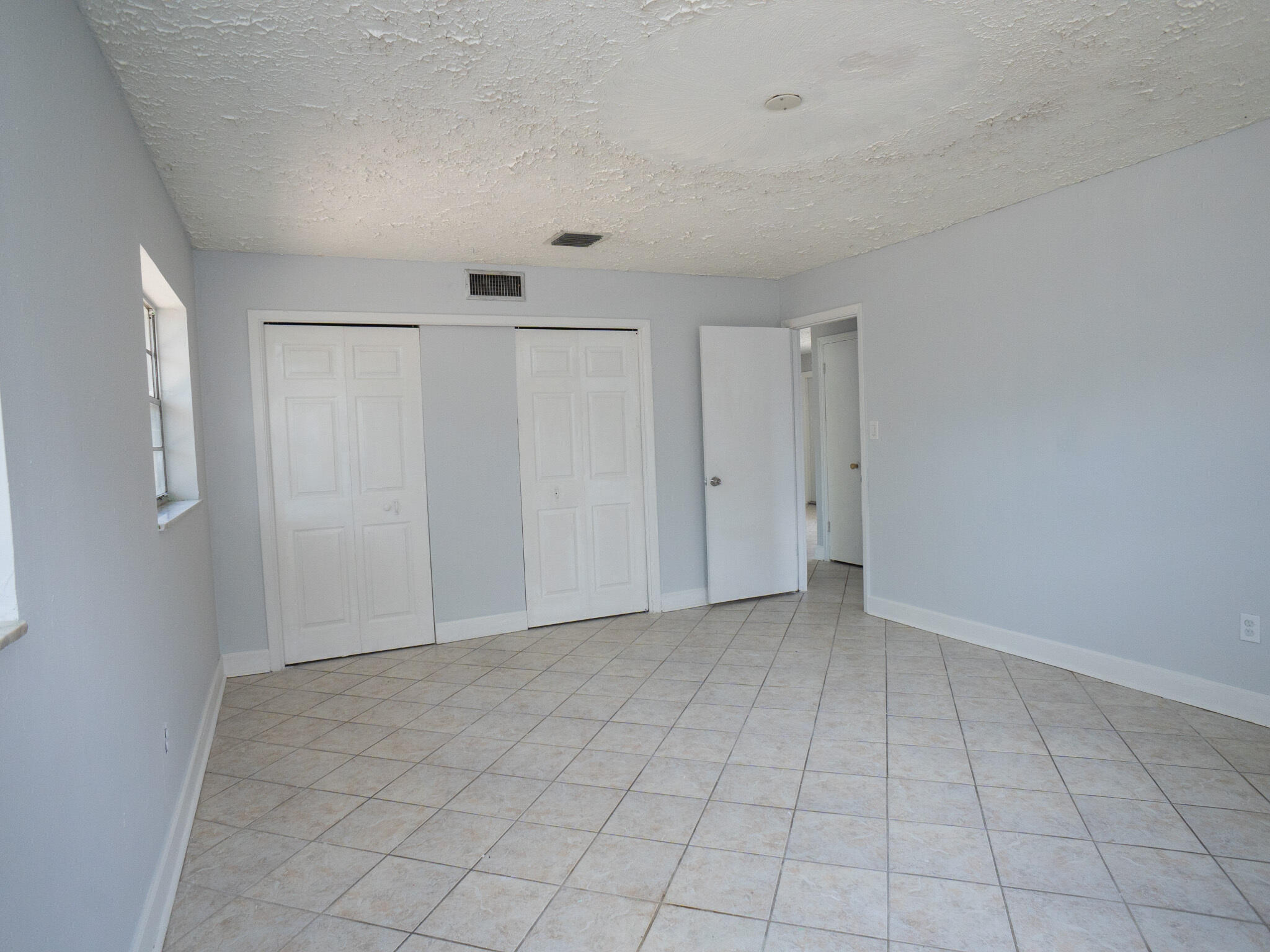 1032 Martinique Avenue Fort Pierce, FL 34982 - Photo 30 of 35 IMG_5457