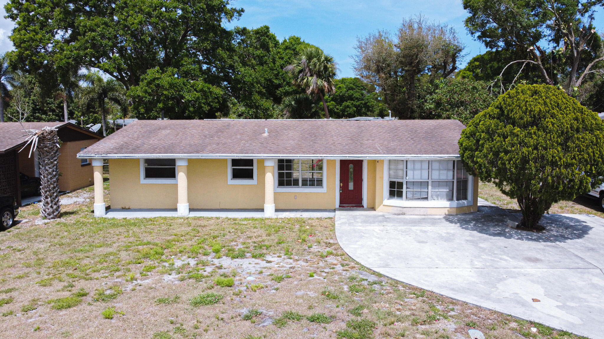 1032 Martinique Avenue Fort Pierce, FL 34982 - Photo 5 of 35 IMG_5462