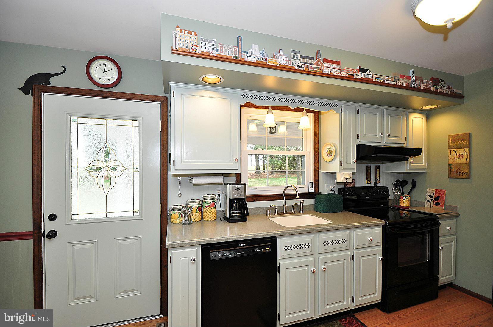 46 Bell Road Westminster, MD 21158 - Photo 8 of 30 Kitchen