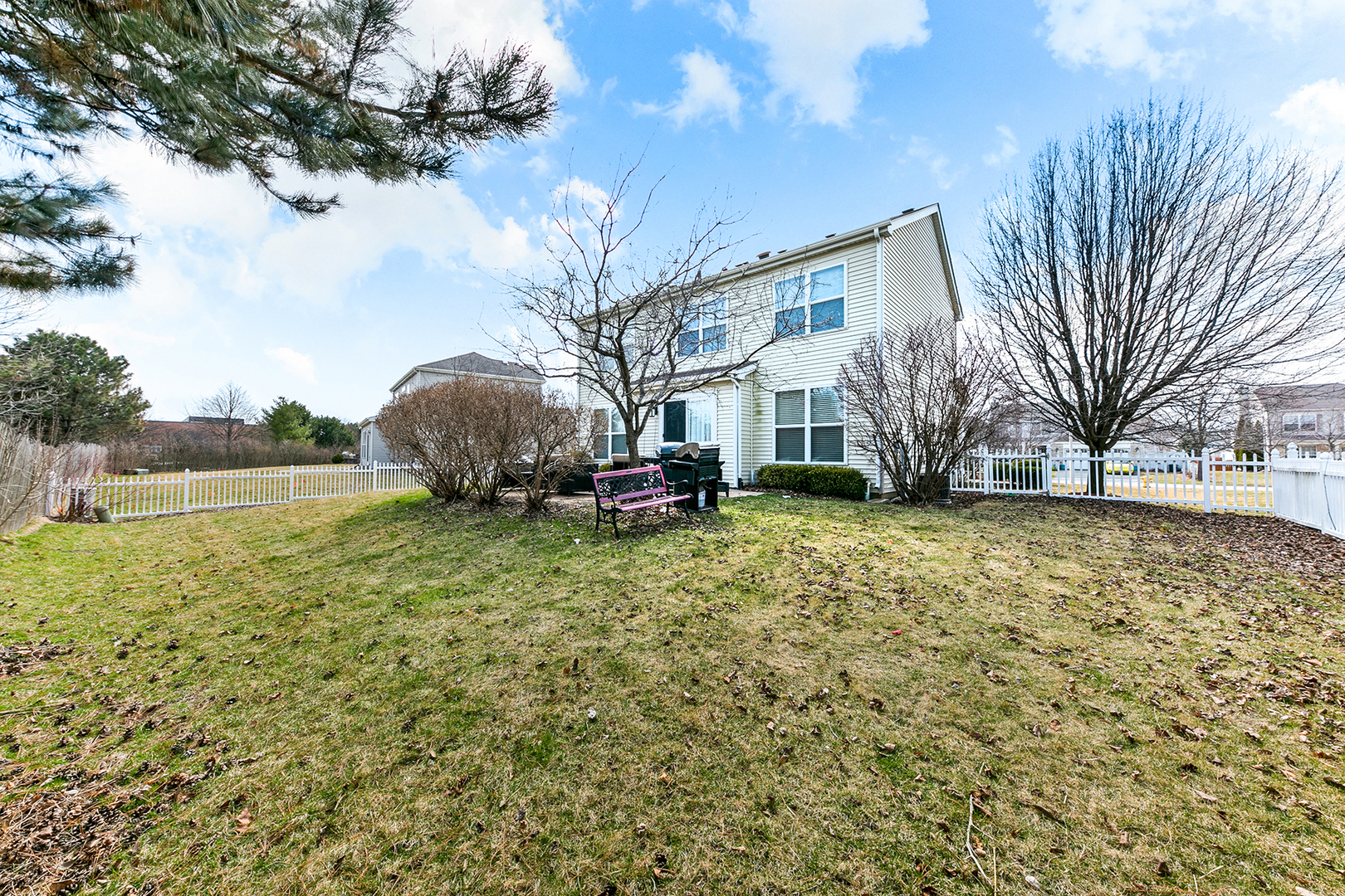 420 Butterfly Road Bolingbrook, IL 60490 - Photo 27 of 29 a backyard of a house with lots of green space