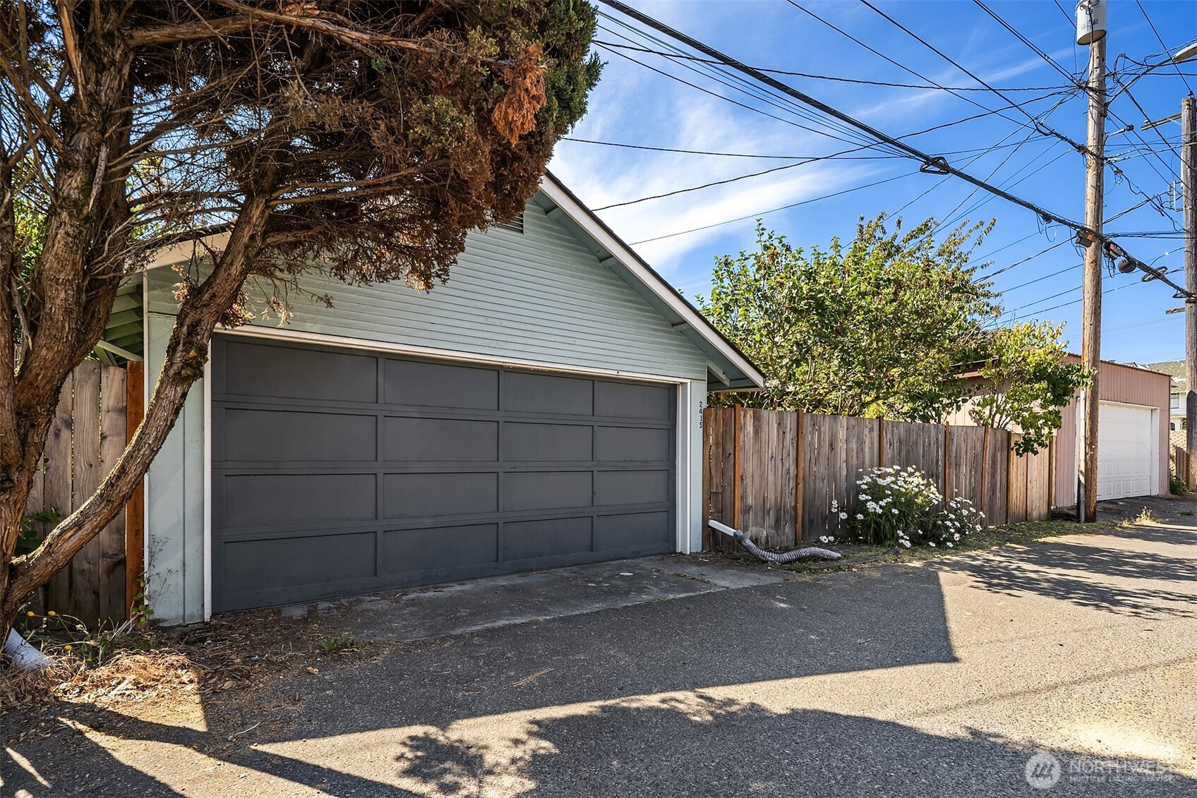 2415 Rucker Avenue Everett, WA 98201 - Photo 36 of 38