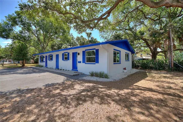 $1,395 | 5122 24th Avenue South, Gulfport, FL 33707