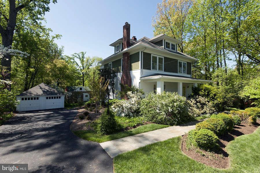 4854 Rock Spring Road Arlington, VA 22207 - Photo 1 of 21 Exterior (Front)