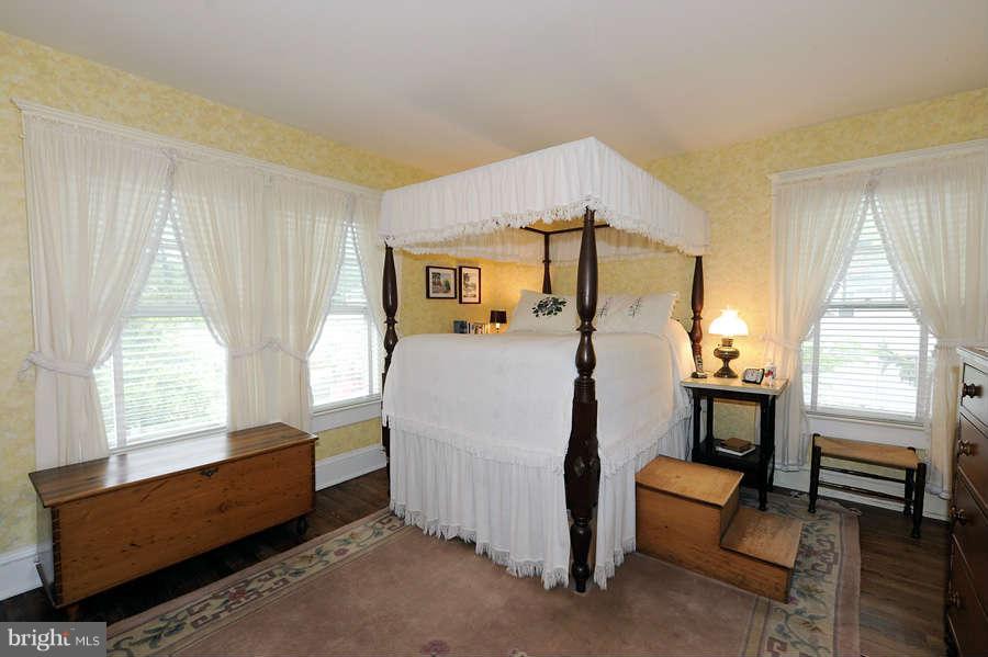 4854 Rock Spring Road Arlington, VA 22207 - Photo 12 of 21 Bedroom (Master)