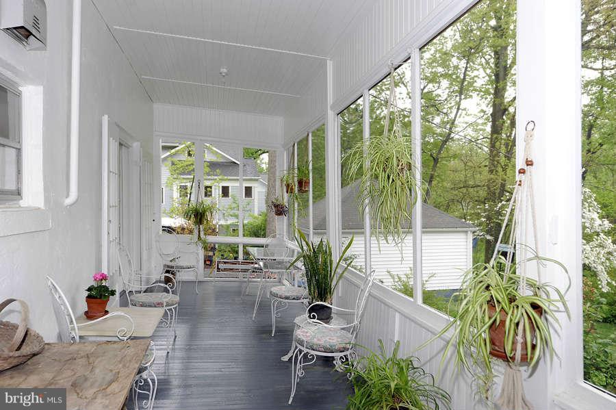 4854 Rock Spring Road Arlington, VA 22207 - Photo 18 of 21 Screened Porch
