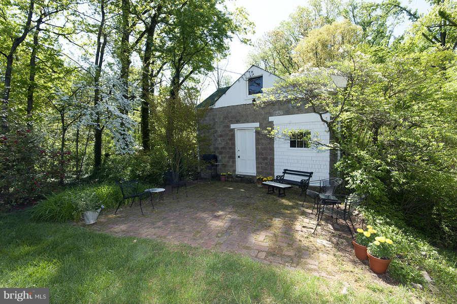 4854 Rock Spring Road Arlington, VA 22207 - Photo 19 of 21 Block House