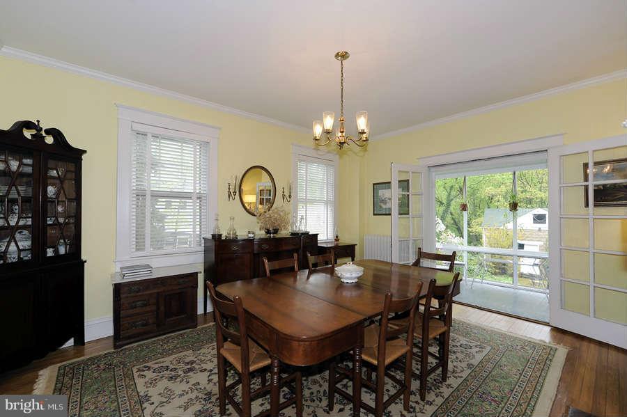 4854 Rock Spring Road Arlington, VA 22207 - Photo 8 of 21 Dining Room