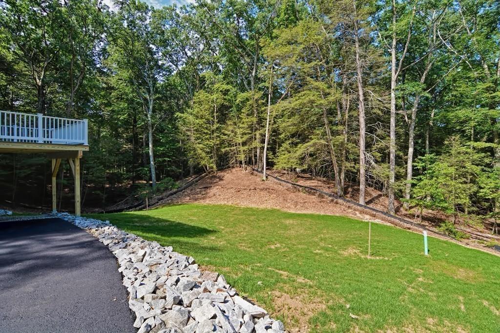 59 New Boston Road Sturbridge, MA 01566 - Photo 8 of 42