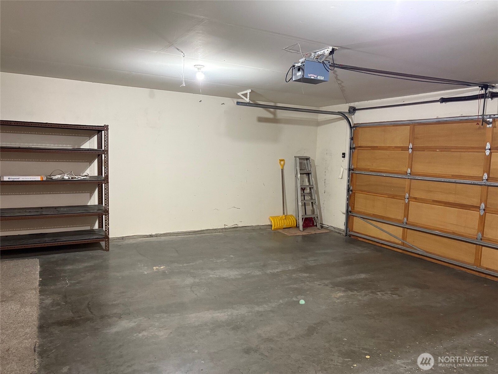 1352 Eastmont Avenue, Unit 15 East Wenatchee, WA 98802 - Photo 27 of 29 a view of a room with an empty space