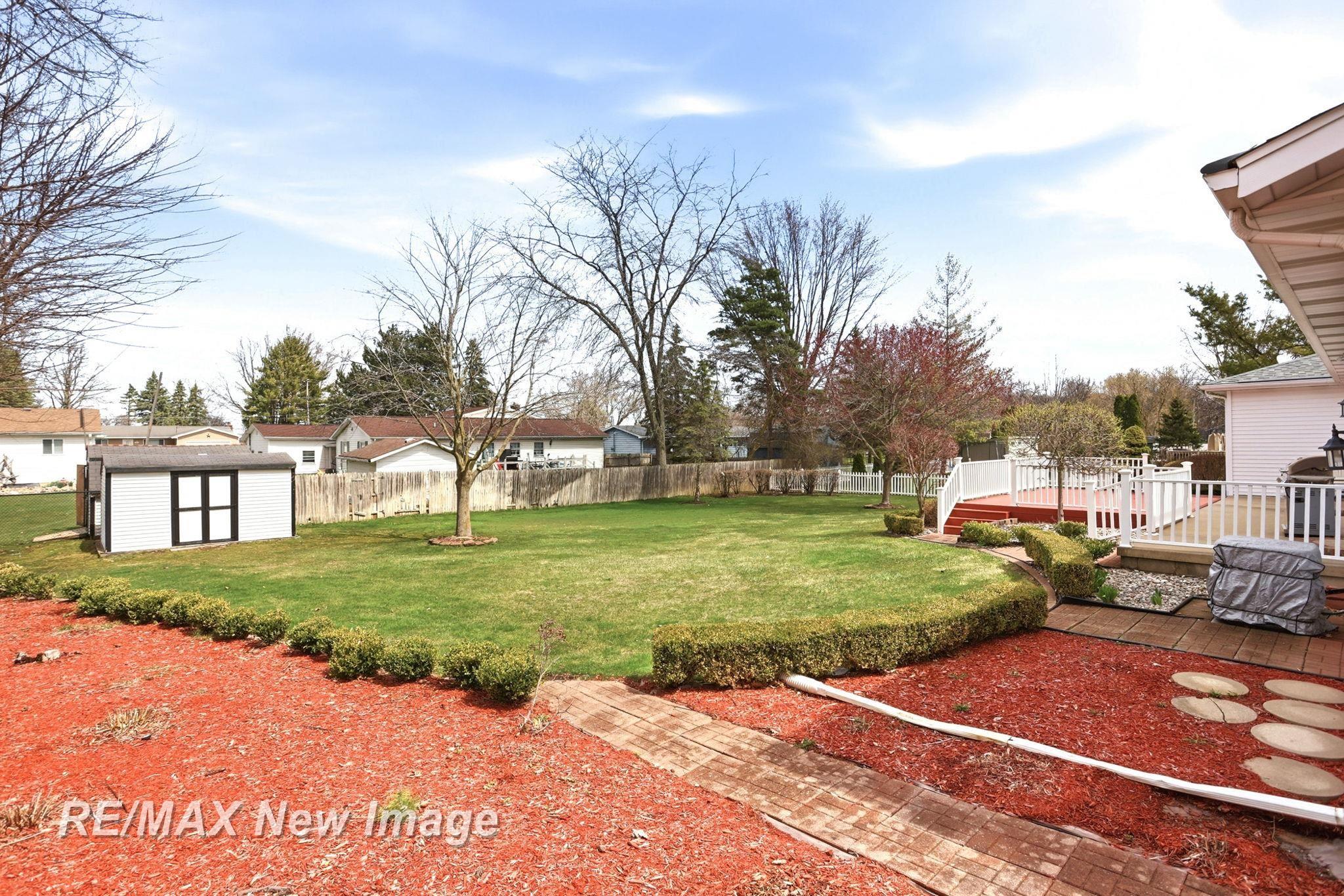 353 Colorado Ridge Hemlock, MI 48626 - Photo 48 of 52