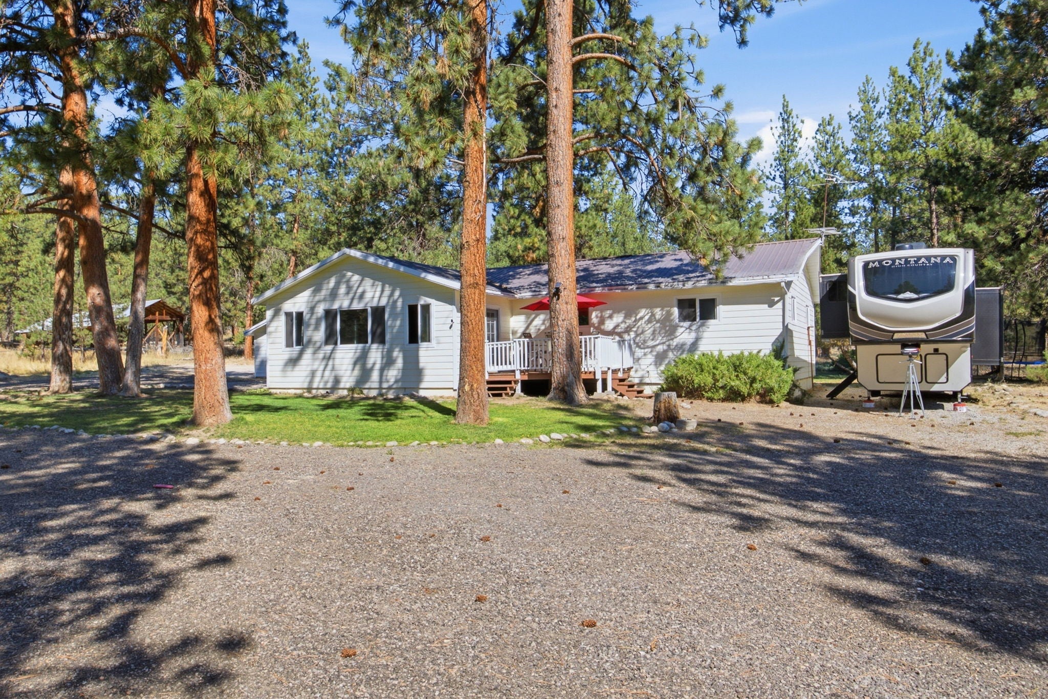 516 Pebble Lane Hamilton, MT 59840 - Photo 4 of 49 Gallery Image 4