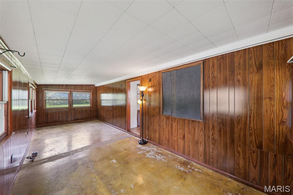 316 Mill Lane Taylor Springs, IL 62089 - Photo 7 of 30