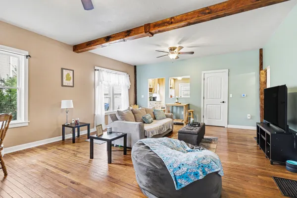 $187,500 | 325 West Burr Oak Street, Centreville, MI 49032